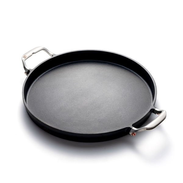 https://assets.wfcdn.com/im/73837455/compr-r85/2557/255797651/outset-deep-dish-cast-iron-grill-pan-for-pizza-and-paella.jpg