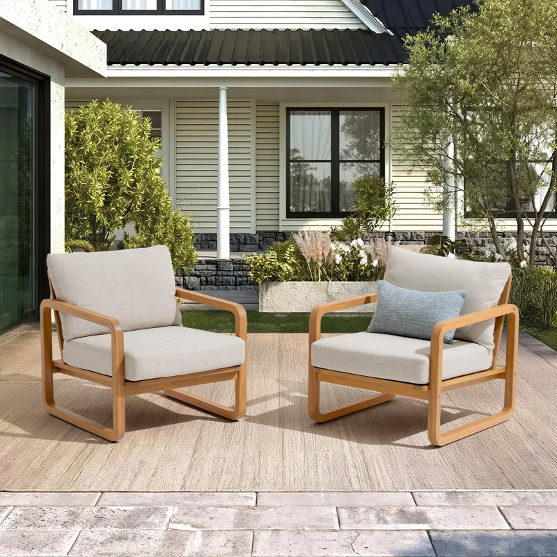 Chaise de patio d'extérieur avec coussins