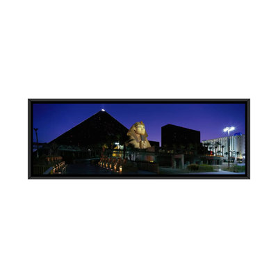 Luxor Hotel Las Vegas Nevada USA par Panoramic Images - Print