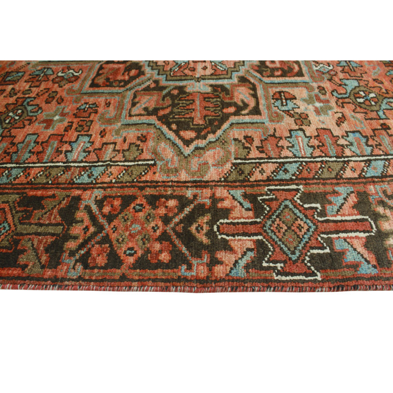 Khurram Heriz von Rust Rug