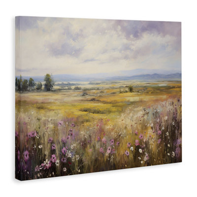Vaste pré avec toile de fleurs subtiles, design par Franklyn Gregory