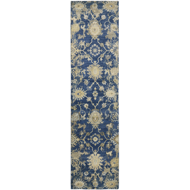Dassiah Hand Knotted Wool Floral Area Rug in Blue