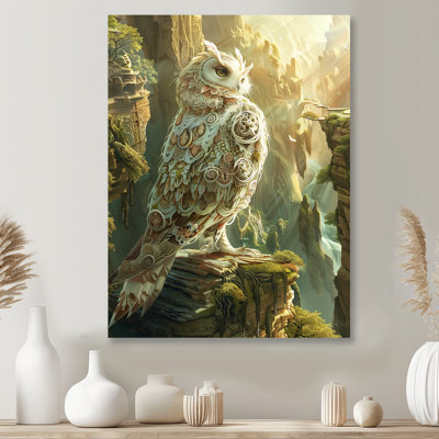 Hibou blanc majestueux dans les montagnes