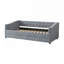 Lit de jour simple avec canapé-lit rembourré capitonné de taille simple, avec bouton sur le dos et clou en cuivre sur les bras ondulés - gris clair-434153387