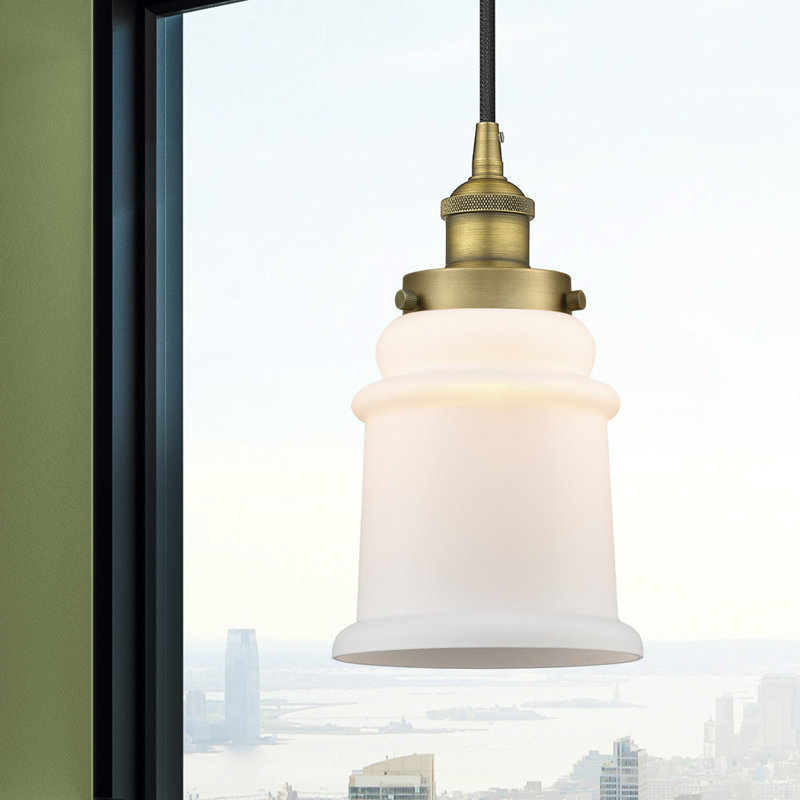 Luminaire suspendu en forme de cloche à 1 lumière Amiriya, Blanc mat, Laiton brossé, H 11 po x l 6 po x P 6 po
