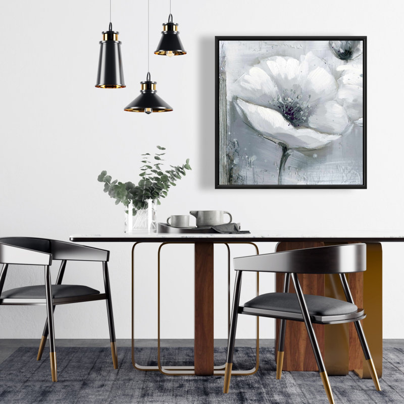 " Grayscale Flowers "