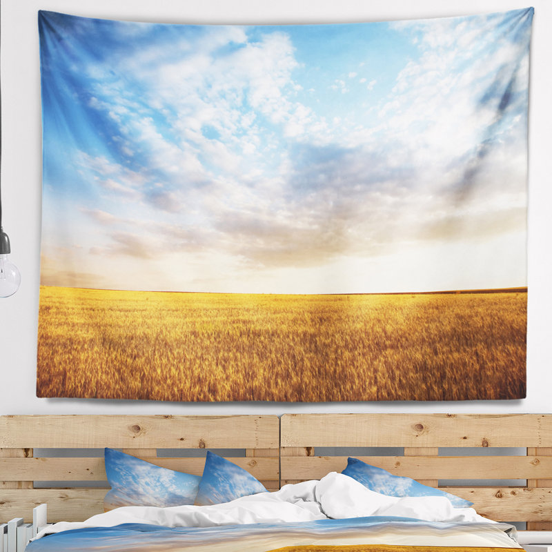 Tapisserie paysage champ de blé sous le ciel d'été, H 32 po x l 39 po
