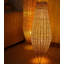 Luminaire de plancher conique en rotin tissé