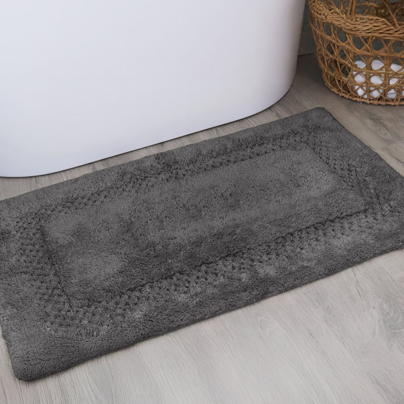 Antigona Soft Bath Rug, 21" W x 34" L, Gray