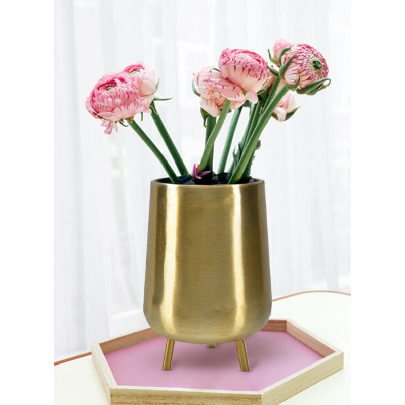 Sachelle Metal Pot Planter