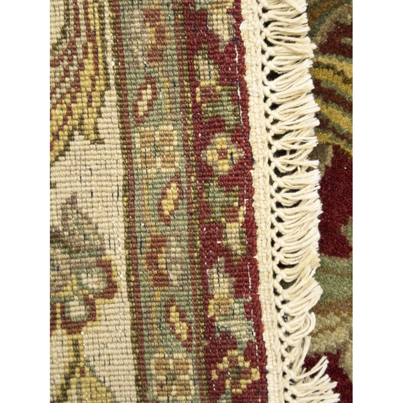 Tapis rectangulaire en laine 6 pi 1 po x 9 pi Keshigan