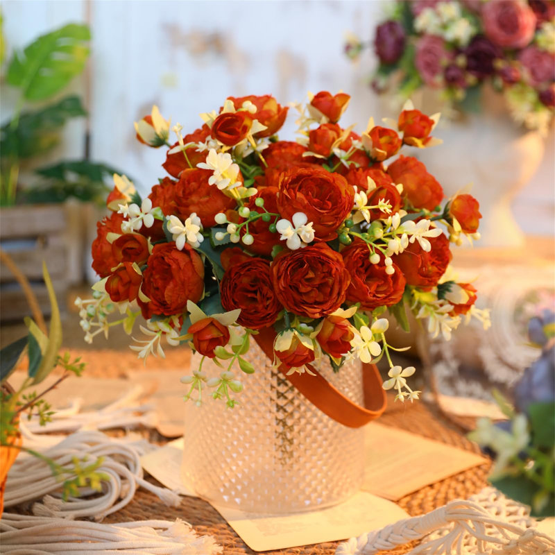 Arrangement, Red