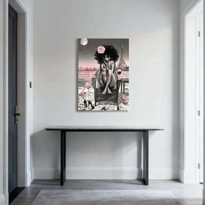 «Afro Woman with Rose And Eiffel Tower», ensemble de 1 reproduction d'art sur toile tendue sur toile
