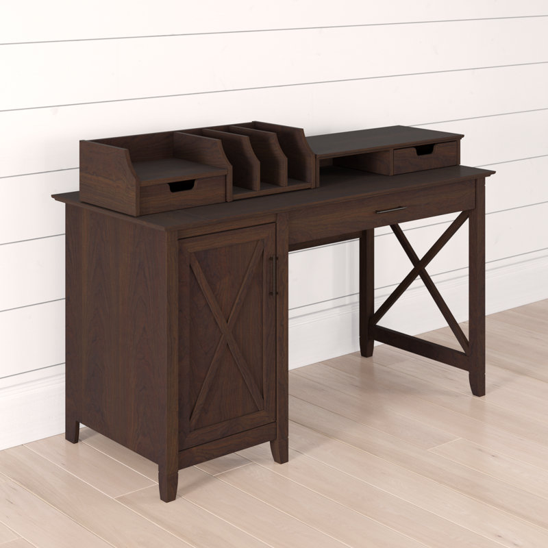 Bureau d'ordinateur Huckins, Cerise Bing