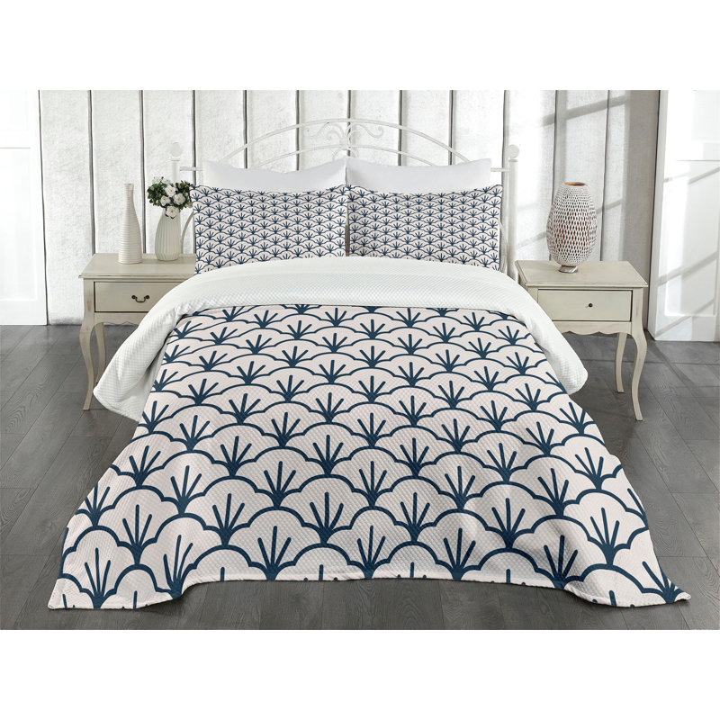 Ambesonne Geometric Bedspread Set  Eastern Cloud Motif  Dark Blue Cream, King Coverlet / Bedspread + 2 Standard Shams