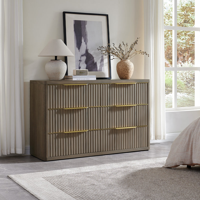 Commode à 6 tiroirs avec poignées dorées Cesiro, Aulne gris, 1