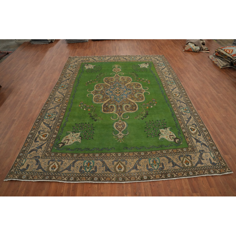 Tapis vert à motif de médaillon en laine vert 10 x 13