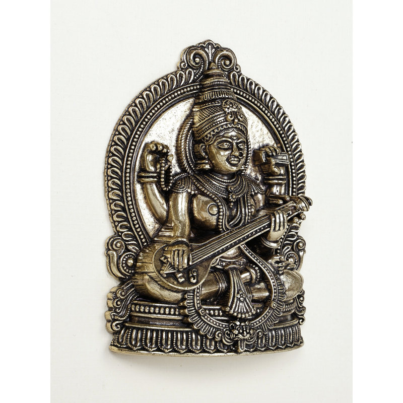 9 pouces déesse assise en bois Saraswati