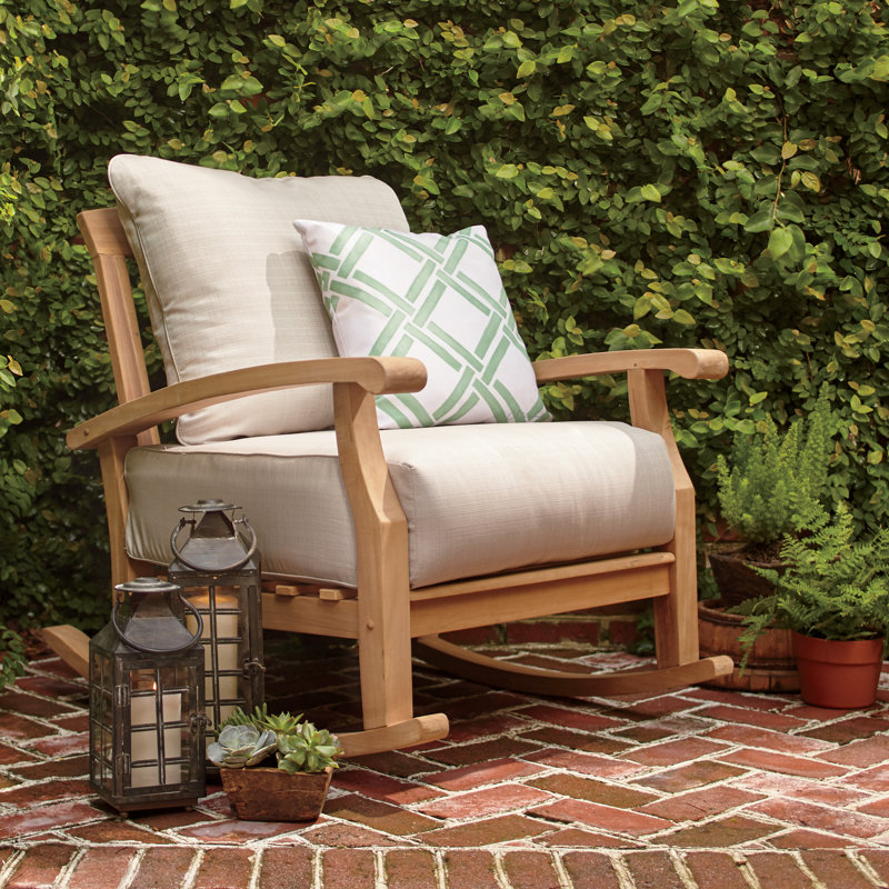 Drumack Outdoor Throw Pillow, Green, 18" x 18" 