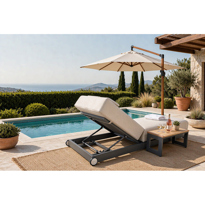 Outdoor Single chaise with Cushions
