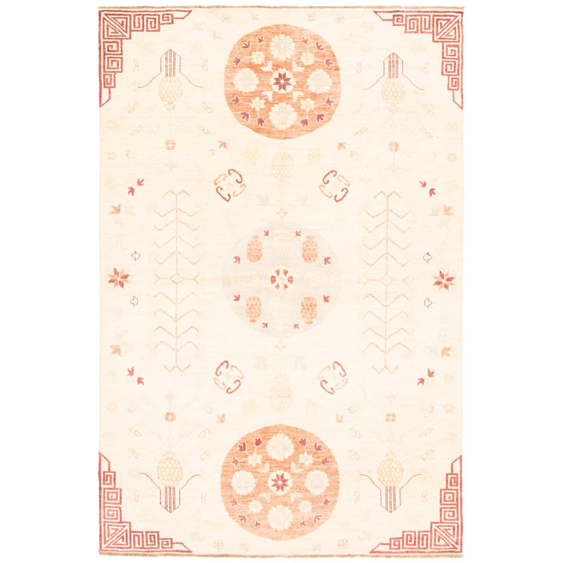 Tapis crème 6 pi 1 po x 9 pi 0 po Finha Peshawar Ziegler