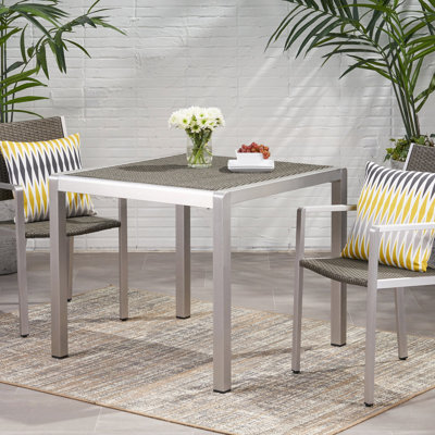Tables de patio