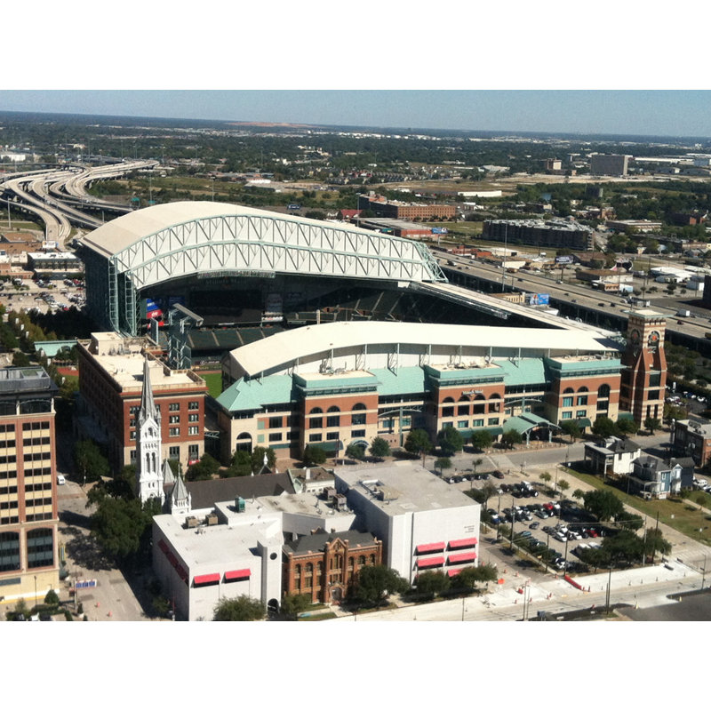 Minute Maid Park, H 18 po x l 24 po