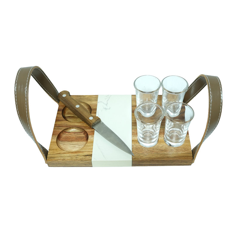 Plateau d'acacia Belvin Lark Manor ™