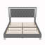 Grand lit plateforme tapissier avec deux tables de chevet-91491325