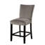 Table à manger transitionnelle 7 pièces avec table rectangulaire en marbre et 6 chaises hautes rembourrées en flanelle aux teintes grises ou noires de style contemporain, éléments traditionnels