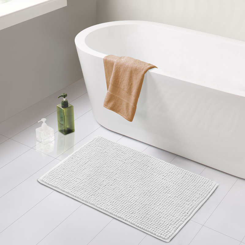 Tapis pour salle de bain Azriah Luxury Chenille, L 16 po x L 24 po, Céladon