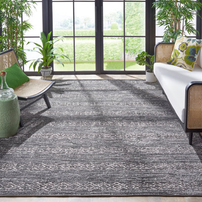 Tapis d'intérieur / extérieur à motif géométrique Jolisha Performance