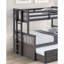 Lit simple superposé au dessus d'un lit double transitionnel avec lit gigogne à 3 tiroirs, mélange de gris, bois massif conçu pour le confort de la chambre à coucher