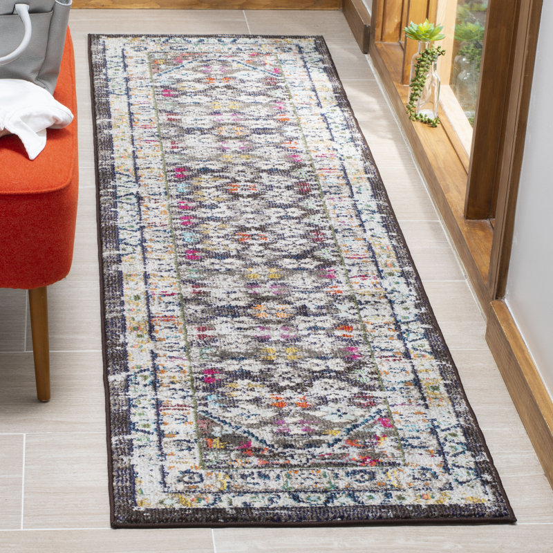 Tapis brun / gris Hertzler Southwestern, Tapis de couloir 2 pi 2 po x 8 pi