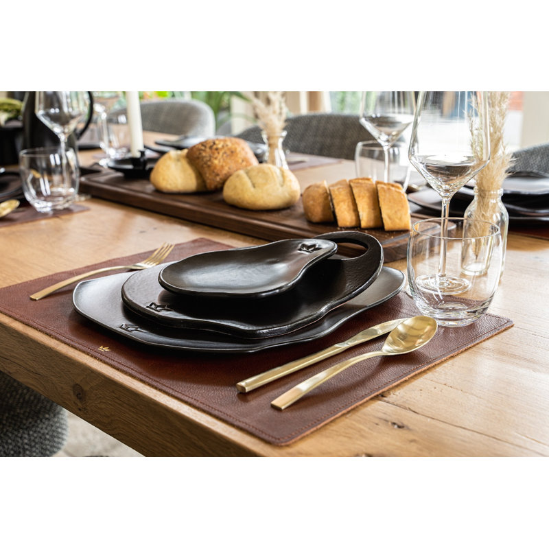 Ceramic Decorative Plate 1, Black