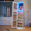 Armoire à bijoux autoportante avec lumières à intensité variable RVB, armoire à bijoux verrouillable avec base pivotante à 360 °