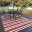 Tapis intérieur / extérieur rouge foncé / bleu à poils longs Deltana-878452391