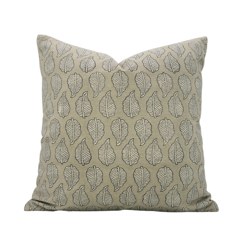 Housse de coussin à motif floral Fab Divine, décorative pour maison de campagne, salon Panchi, H 24 po x l 24 po, Carrée
