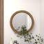 Miroir mural minimaliste en bois brun avec grain de bois naturel-1419013912