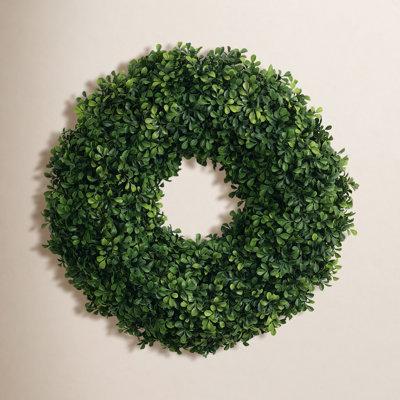 23" Boxwood Wreath