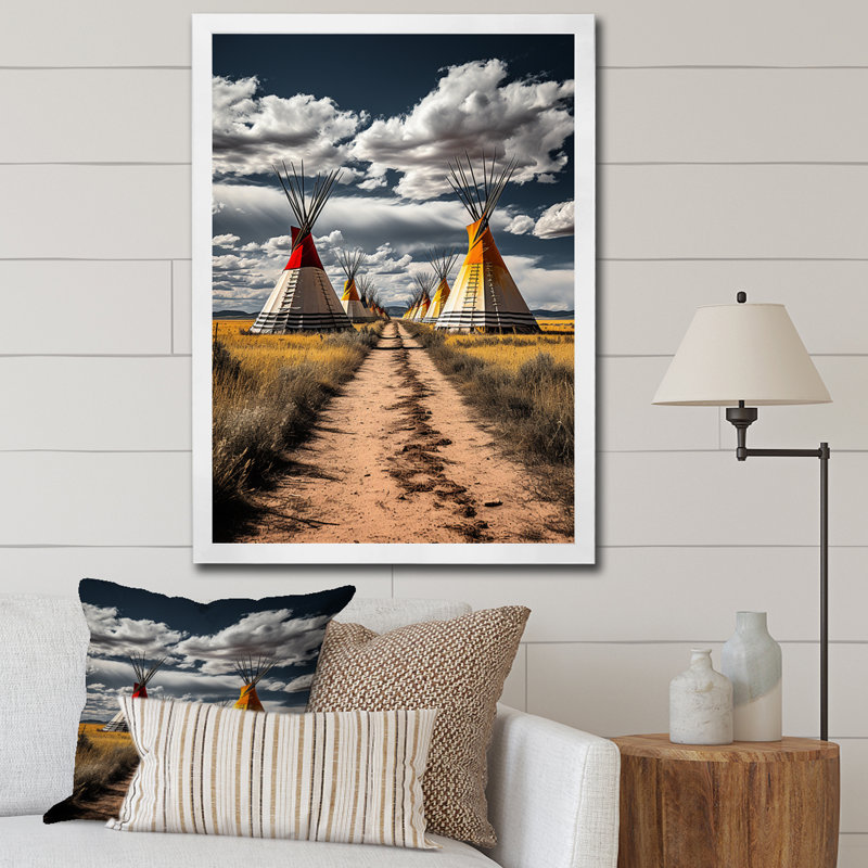 «Yellow Native Tipi Path to Spirituality I», reproduction sur toile, H 32 po x l 16 po x P 1 po, Cadre photo blanc