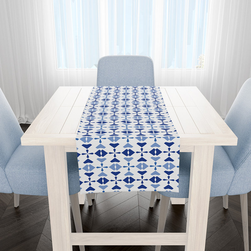 Chemin de table Troutville