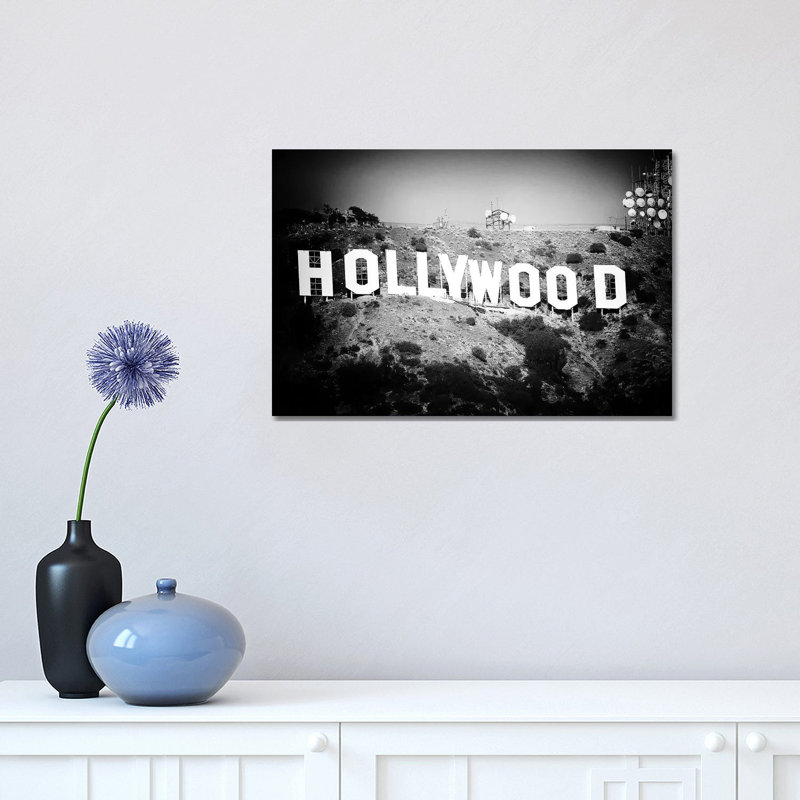 Hollywood par Michelee Scott - photographie sur toile tendue, H 12 po x l 18 po x 1,5 po