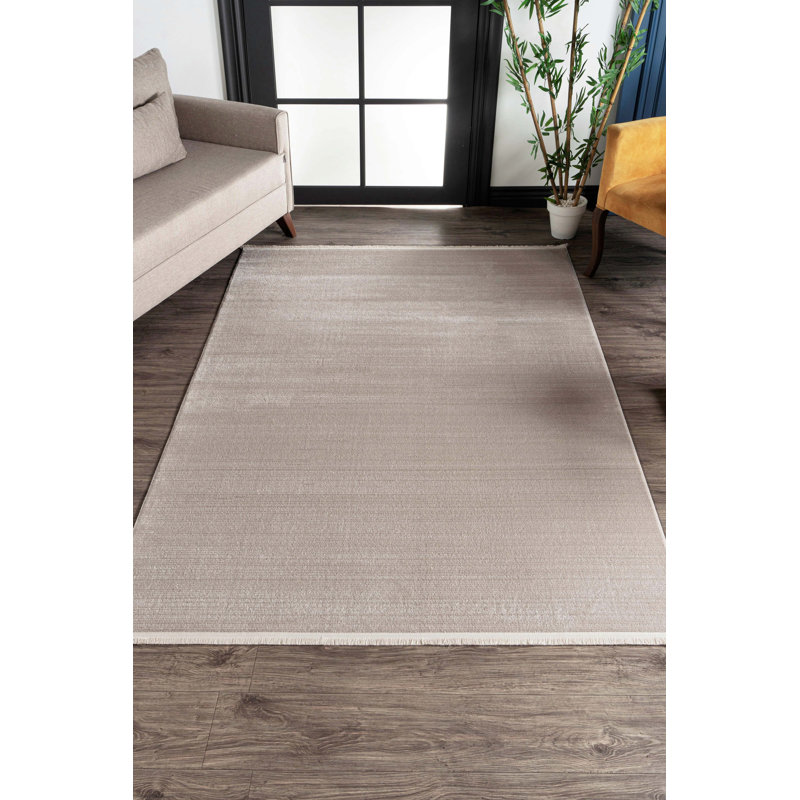 Hartvigsen Solid Colour Machine Made Indoor / Outdoor Area Rug, Rectangle 6'6" x 9'6"