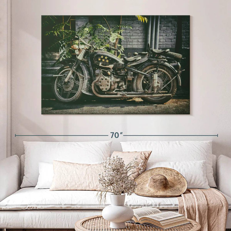 Moto Mehar cinq étoiles, H 34 po x l 51 po