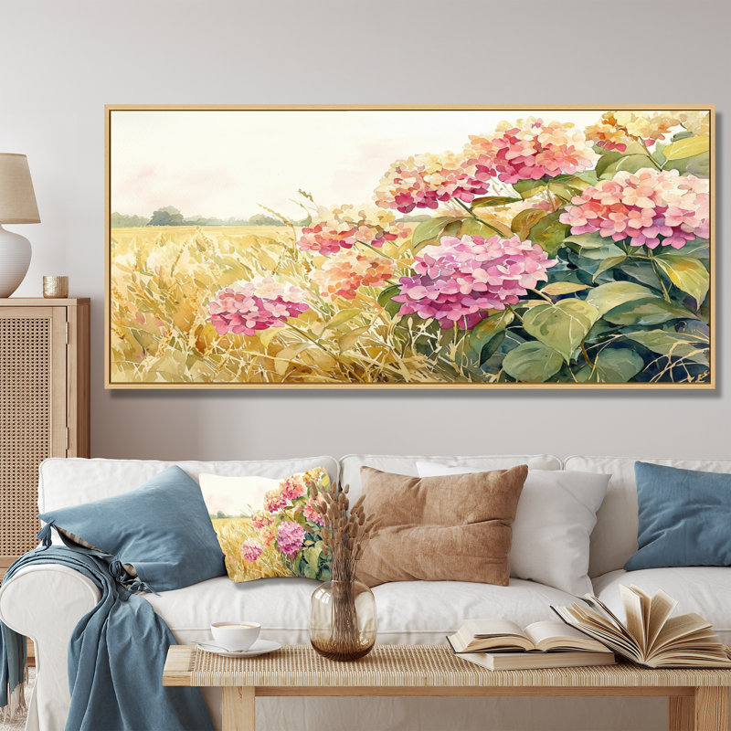 «Hortensias de campagne dans le champ de maïs», art sur toile, H 28 po x l 60 po, Cadre flottant, Naturel
