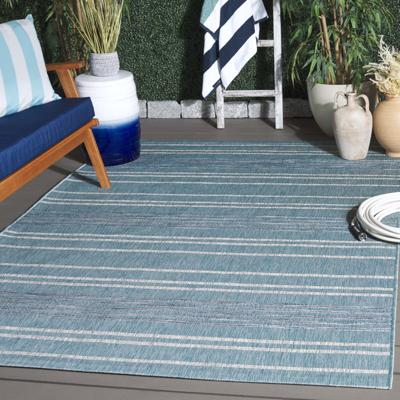 Tapis d'intérieur / extérieur à rayures Aalia Performance, Rectangle 5 pi 3 po x 7 pi 7 po