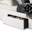 Lit plateforme en lin avec capitonnage à boutons profonds, contemporain, blanc, double-1256254074-1295880477