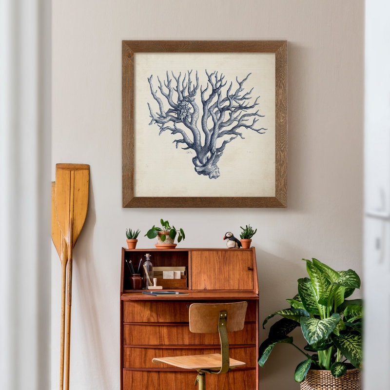 Coral Trio in Indigo I - cadre photo, reproduction d'art sur toile, Érable encadré, H 17 po x l 17 po x P 1,5 po