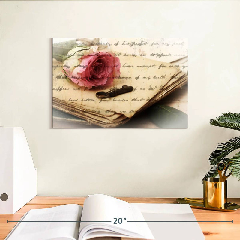 Hardie rose sur vieilles lettres, H 8 po x l 12 po